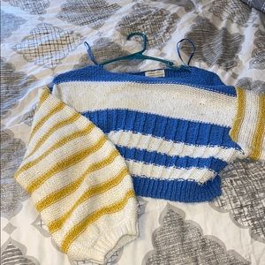 Beautiful cropped sweater